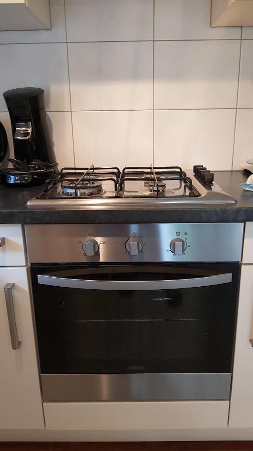 Comfortabel En Gezellig Familie Chalet Tot 6 Personen Op De Veluwe Bungalowpark De Kern Путен Екстериор снимка