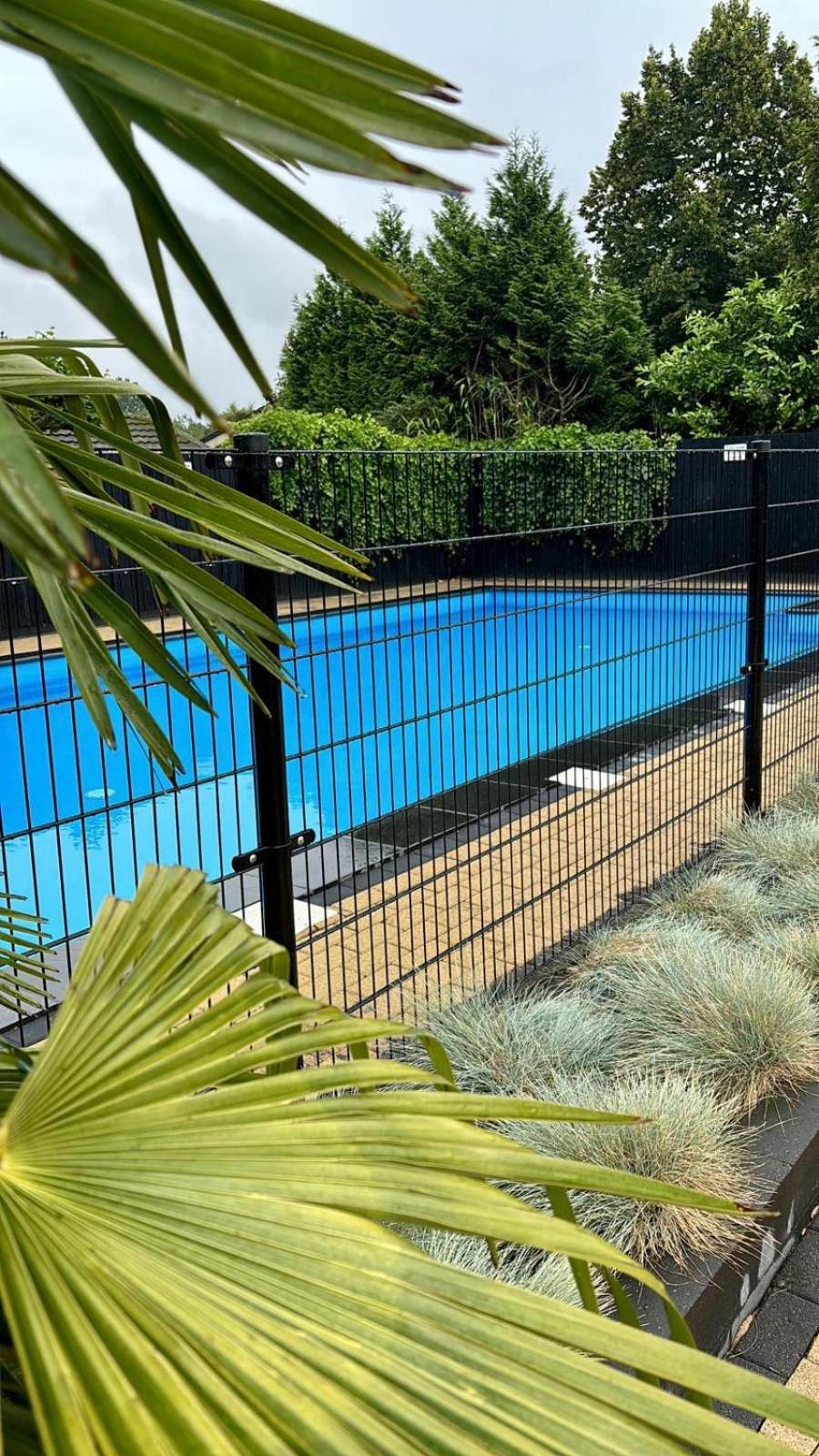 Comfortabel En Gezellig Familie Chalet Tot 6 Personen Op De Veluwe Bungalowpark De Kern Путен Екстериор снимка